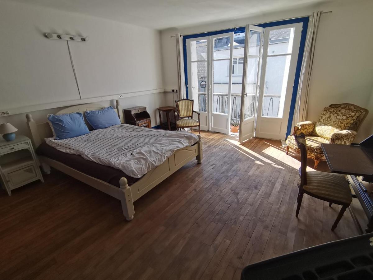 Mignon Appartement Sous Les Toits Guéméné-sur-Scorff Екстериор снимка